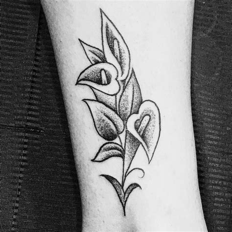 calla tatuaggio significato|Calla Tattoo: Un tatuaggio che incanta con eleganza in soli 70 ...